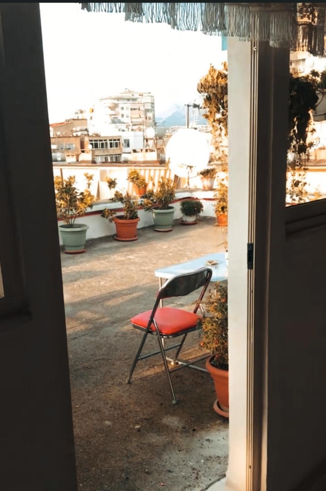 Tirana Central Guesthouse Exteriör bild